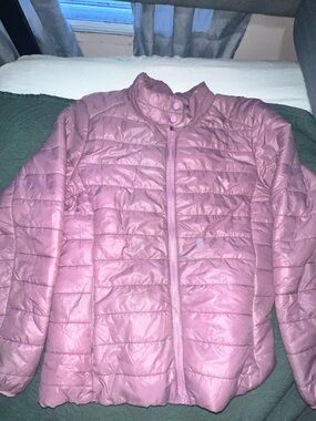 Daisy women’s Lightweight Quilted Puffer Jacket - Dusty Violet. Size S